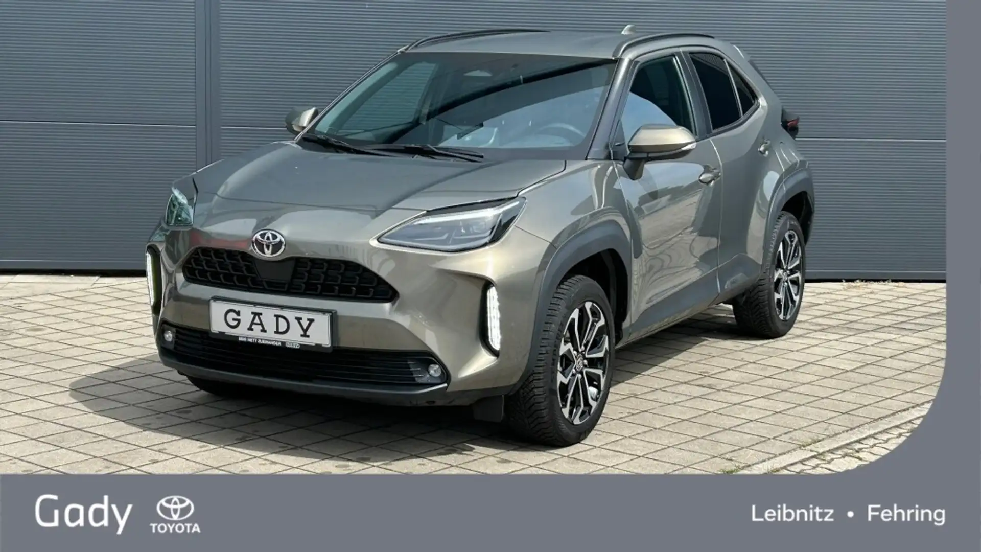 Toyota Yaris Cross 1,5 VVT-i Hybrid Active Drive Aut. Braun - 1