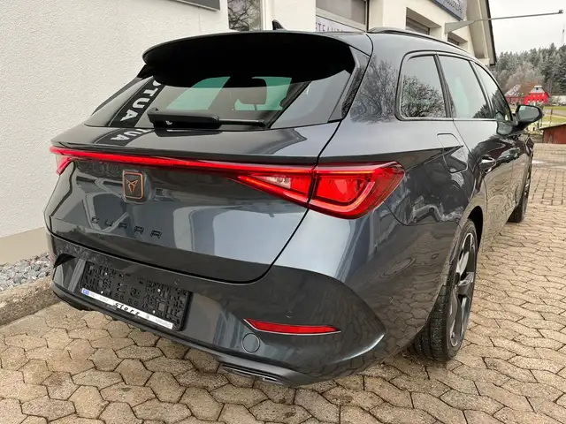 Cupra Leon view 8