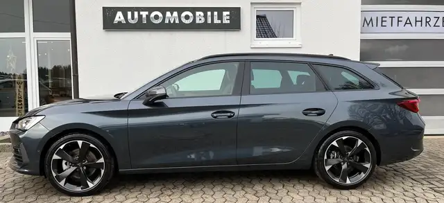 Cupra Leon view 5