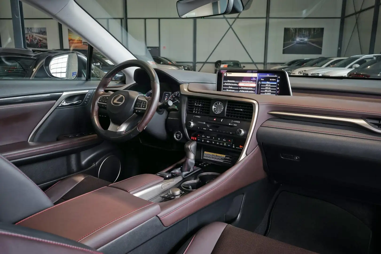 Lexus RX 450h 4WD Luxury Line | STOELKOELING | PANO | HEAD-UP DI Grijs - 2