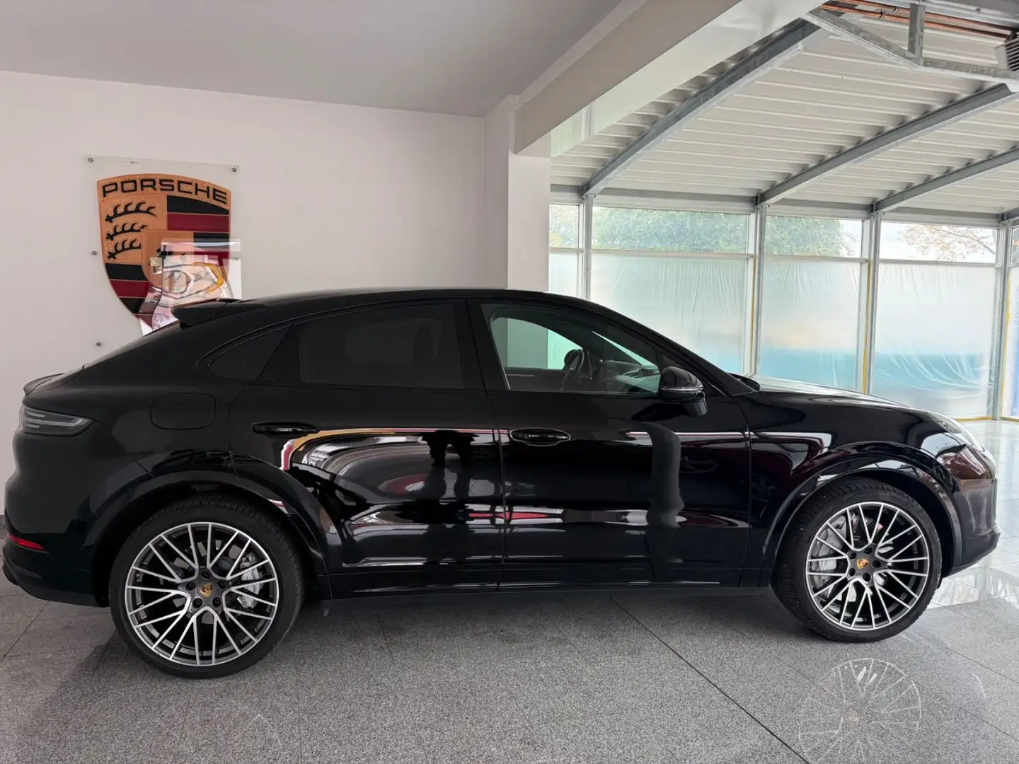 Porsche Cayenne Coupe Turbo -Topzustand-Pano-Standhzg Schwarz - 2
