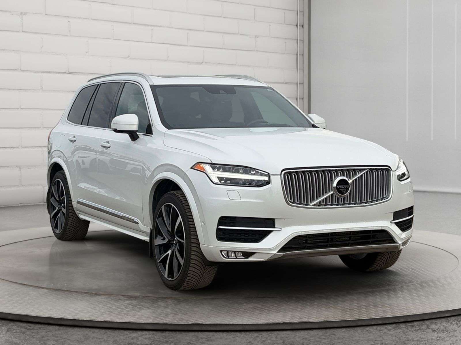 2019 Volvo XC90 Inscription | Clean CarFax | One Owner | Locally D — снимка 1