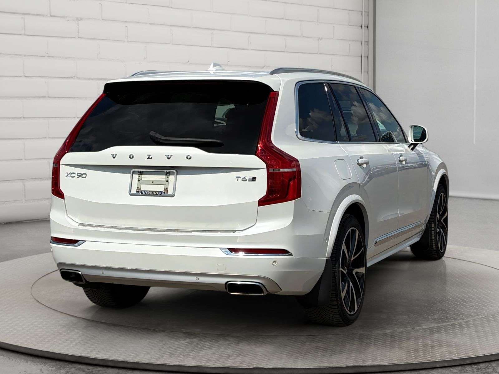 2019 Volvo XC90 Inscription | Clean CarFax | One Owner | Locally D — снимка 1
