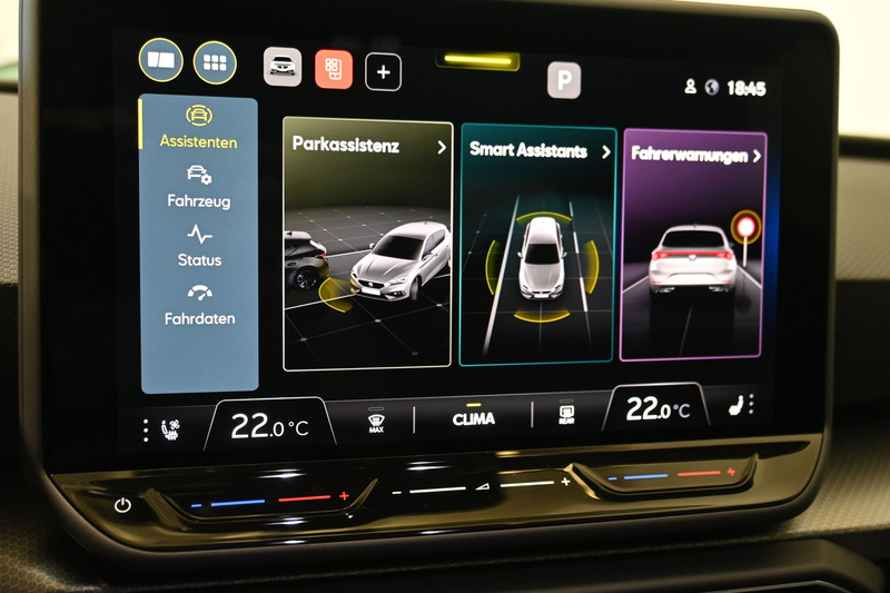 SEAT Leon Style Edition 1.5 eTSI DSG 115 PS — photo 13