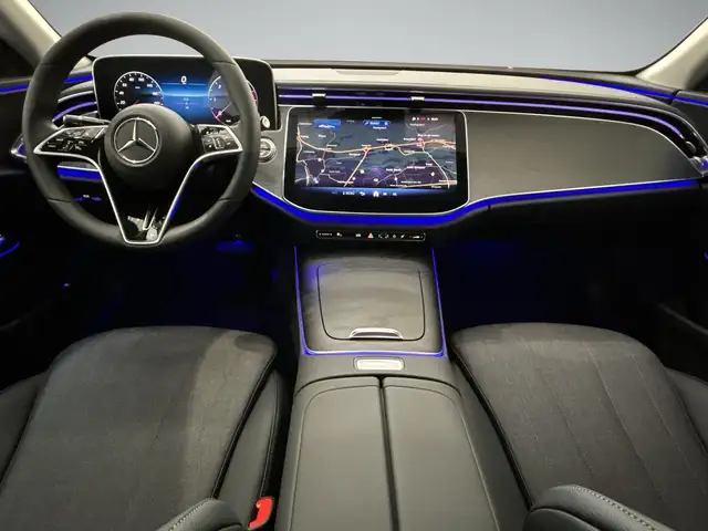 Mercedes-Benz E 220 d 4MATIC Limousine LED PTS Cam AHK SHZ Ansicht 8