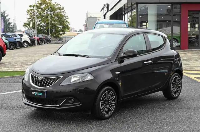 Lancia Ypsilon 1.0 firefly hybrid Gold s&s