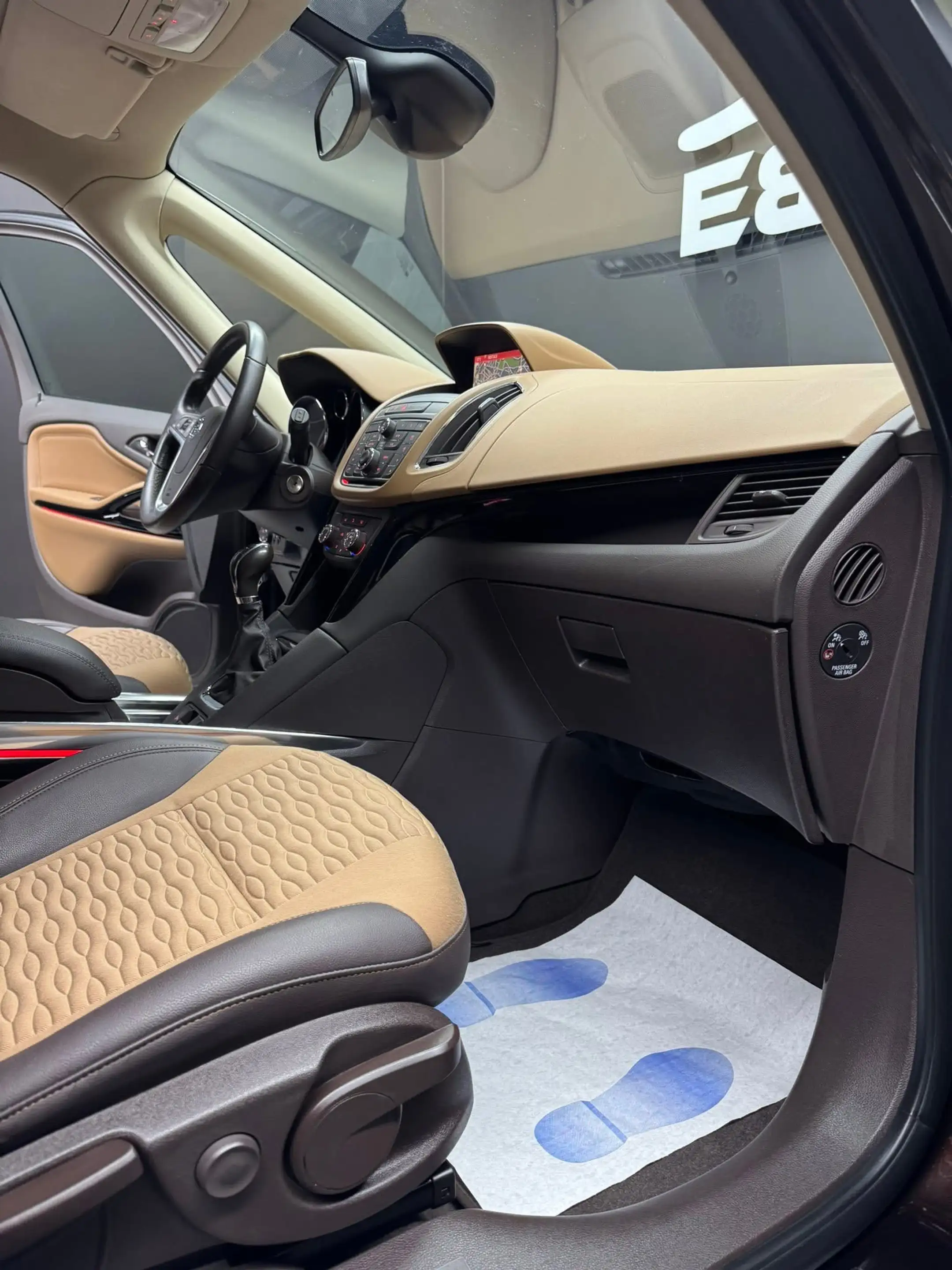 Opel Zafira Tourer Zafira 1.4 Turbo **12 mois de garantie** — photo 14