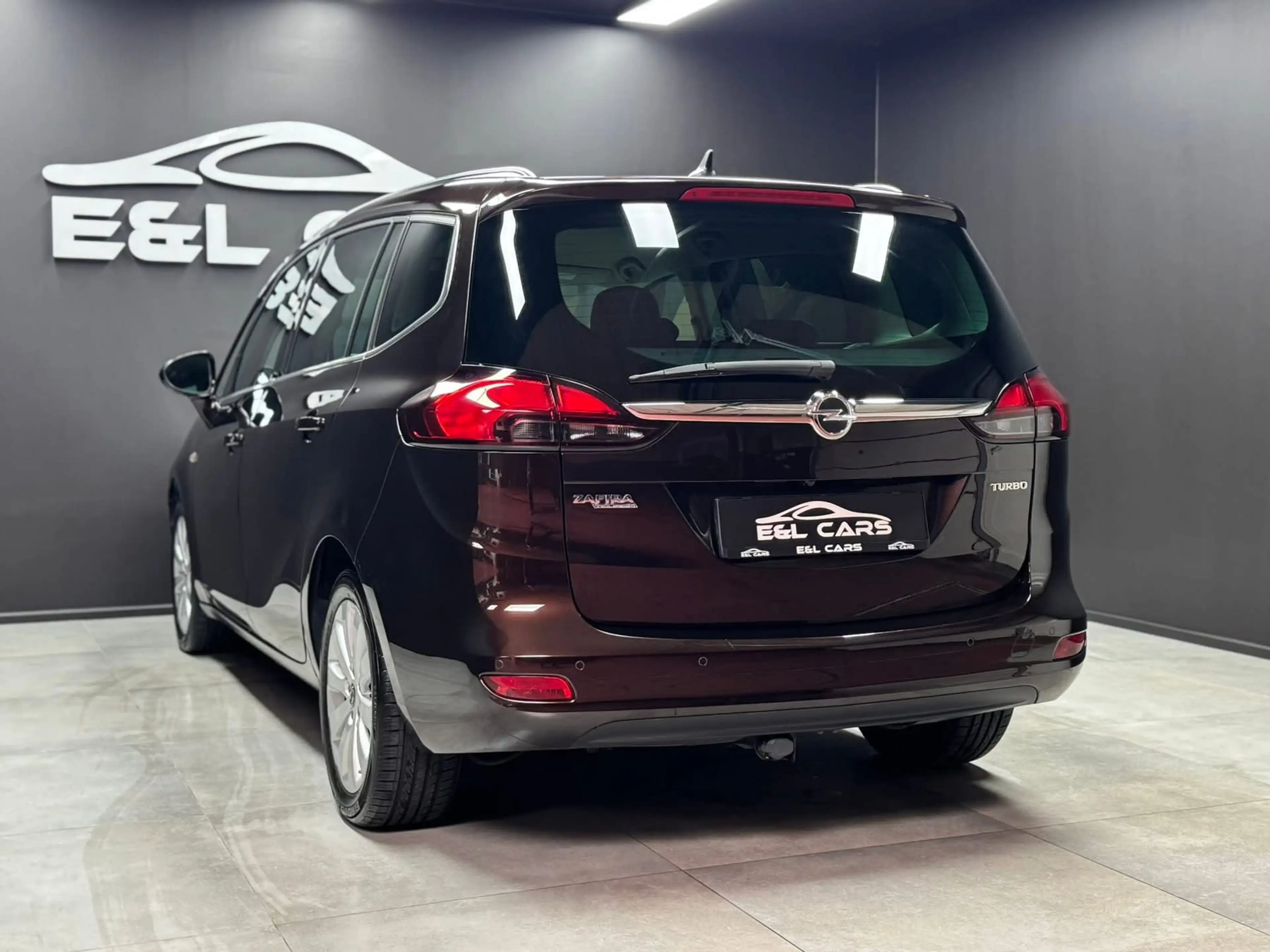 Opel Zafira Tourer Zafira 1.4 Turbo **12 mois de garantie** — photo 6