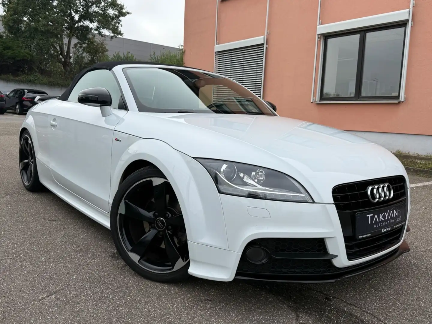 Audi TT Coupe/Roadster 1.8 TFSI S-Line/ 2.Hand / BOSE Weiß - 1