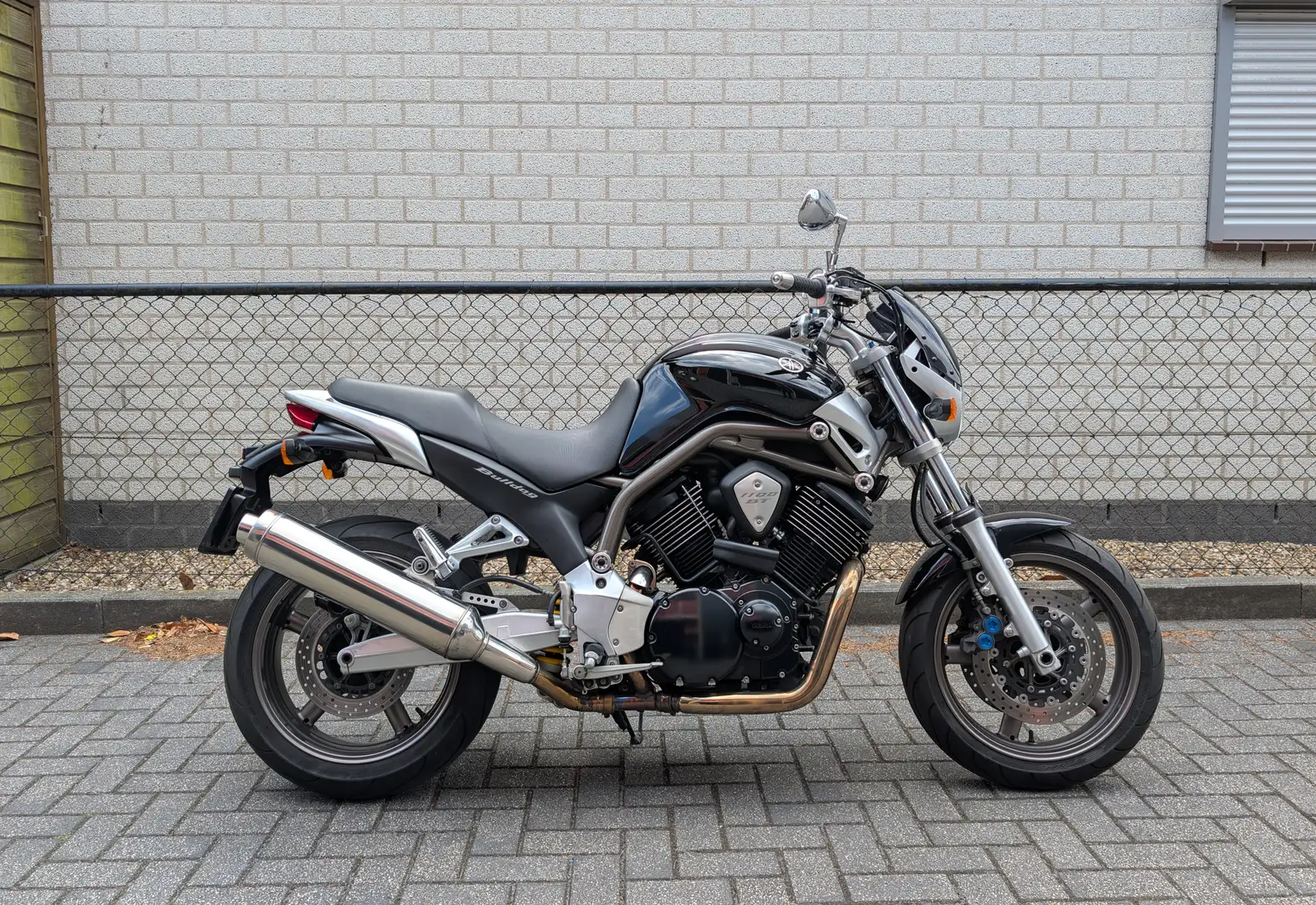 Yamaha BT 1100 Bulldog | 2002 | 24.812 km | vol historie + 2 sleutels !! Zwart - 1