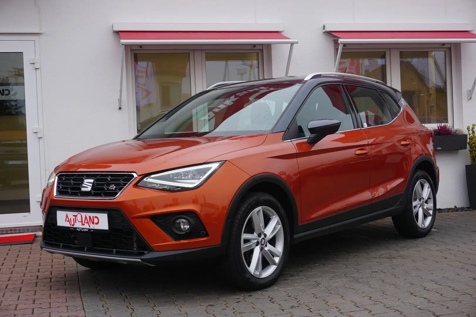 SEAT Arona 1.0 TSI FR LED Navi Kamera Virtual Cockpit Orange - 2