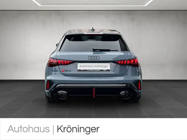 Audi RS3 view 6