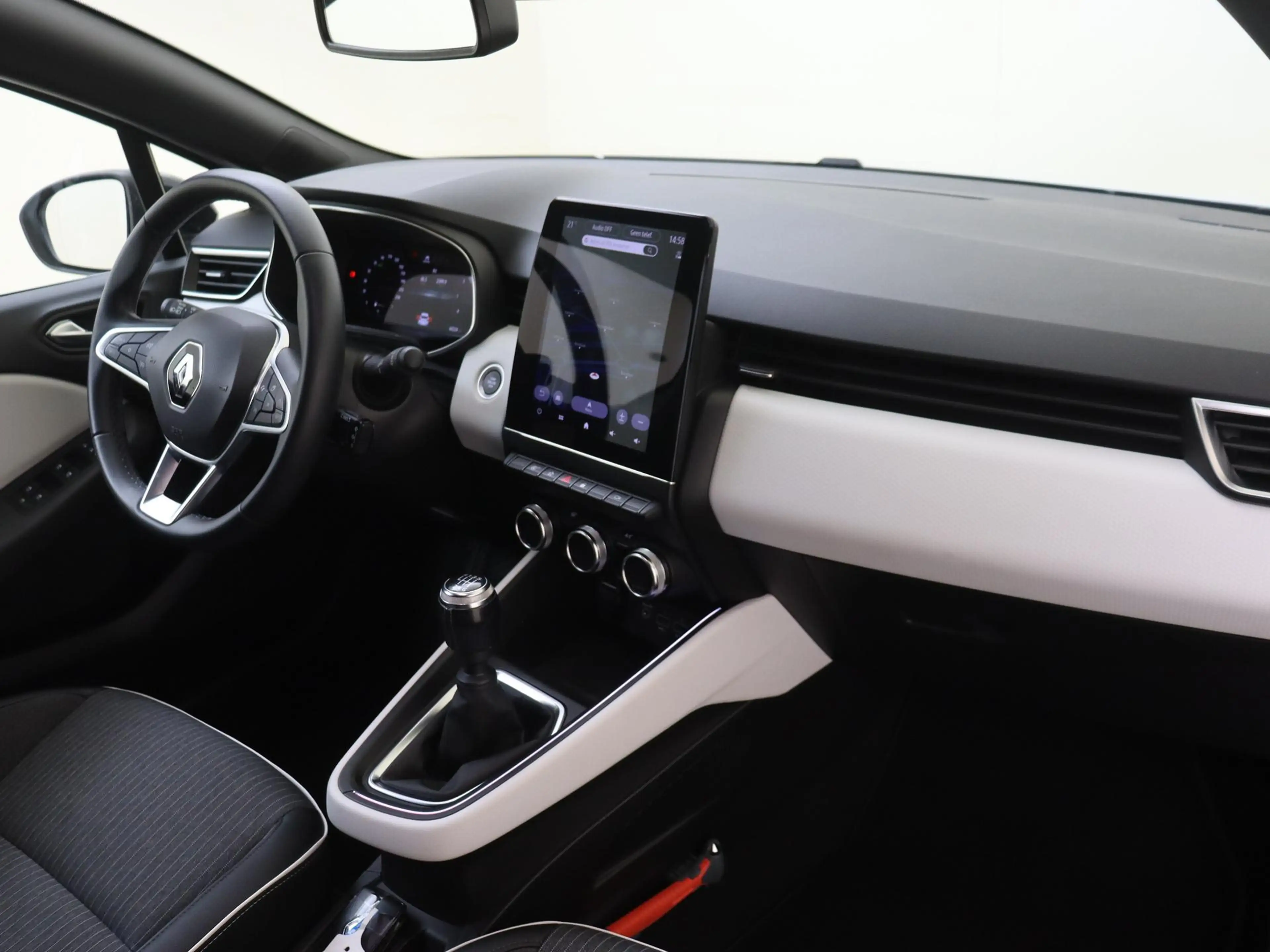 Renault Clio 1.0 TCe 90 Techno | Cruise control | bluetooth | L — photo 9