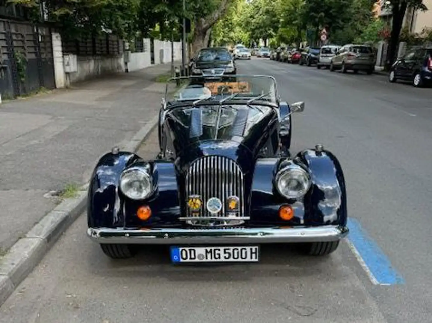 Morgan Plus 8 Modrá - 1