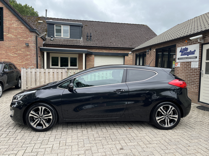 Kia ProCeed / pro_cee'd 1.6 GDI BusinessLine LED Navi Camera 17" — photo 5