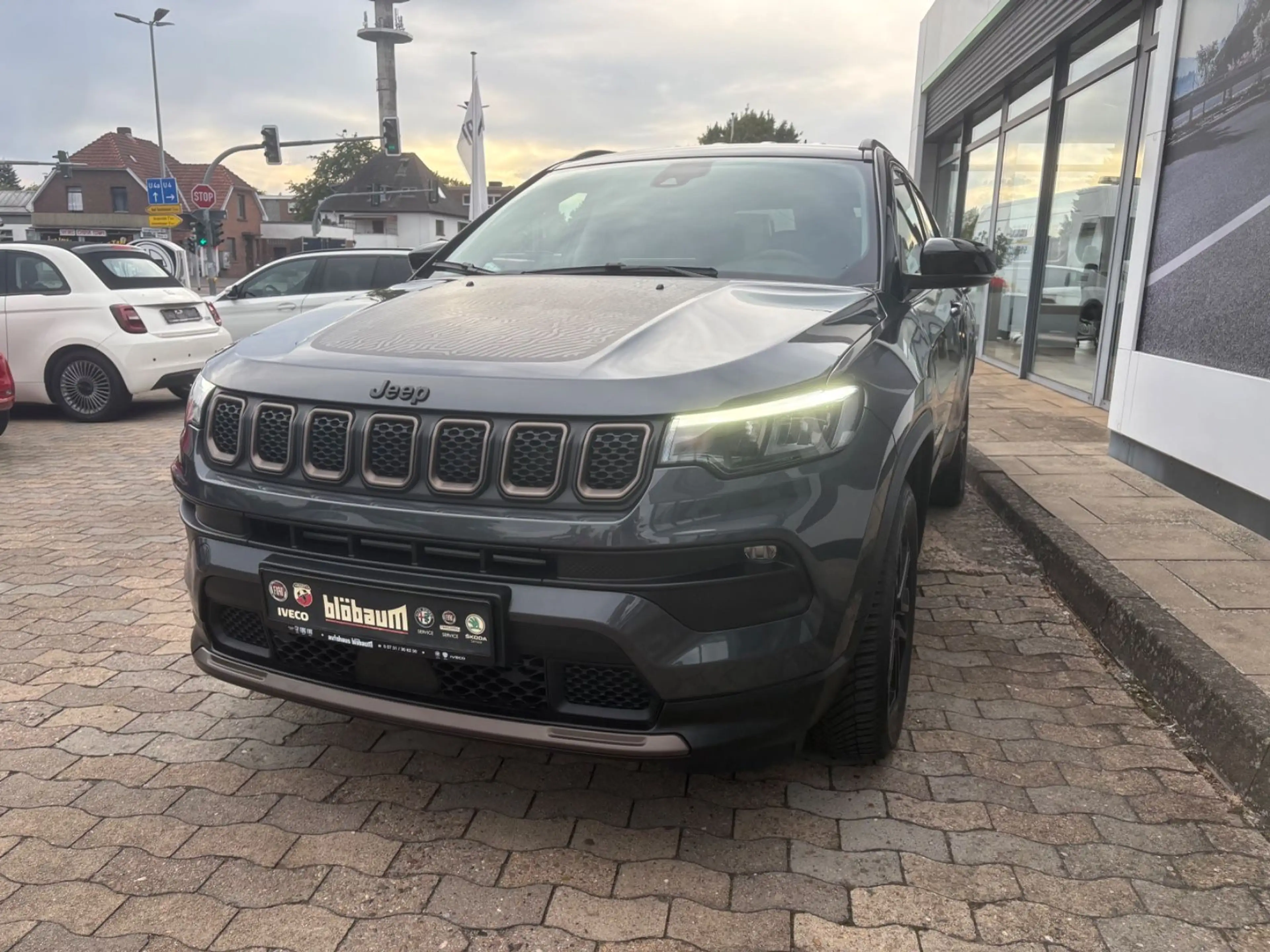 Jeep Compass High Upland 4xe ACC AHK Nav Klimaaut uvm — photo 7