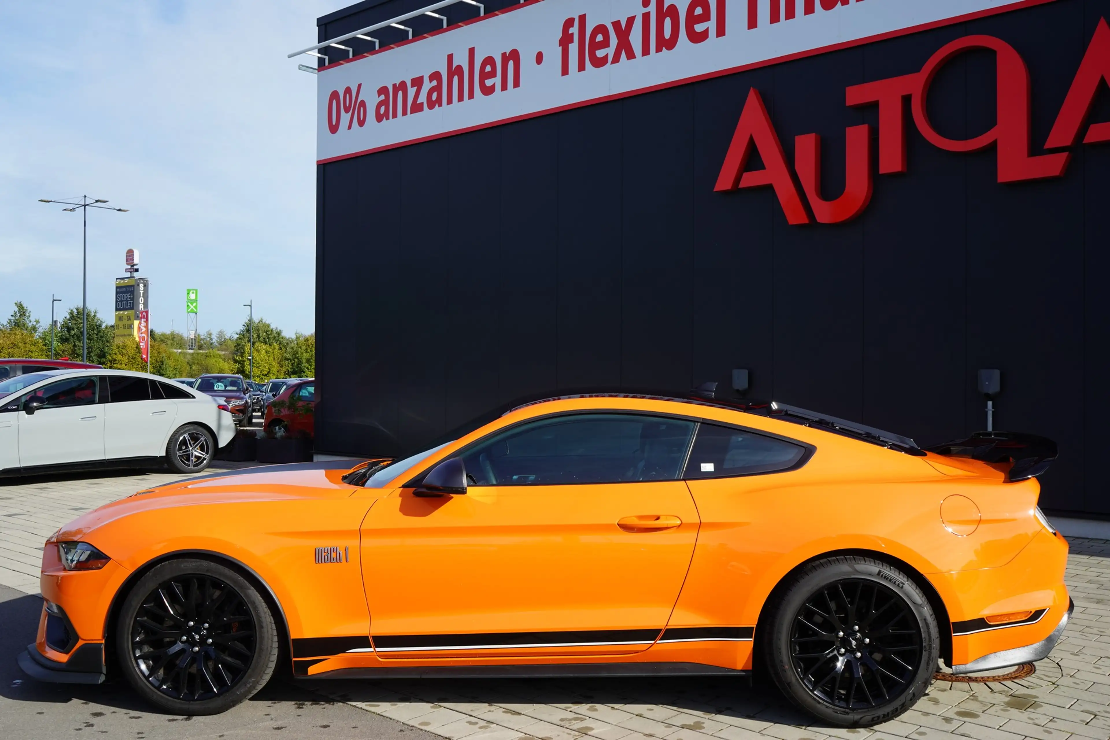 Ford Mustang 5.0 Mach 1 — photo 3