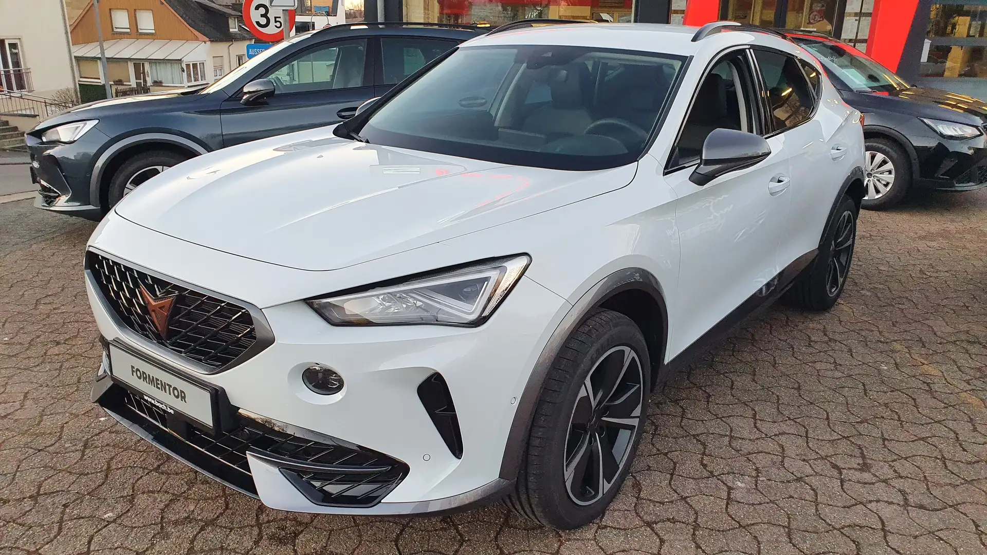 CUPRA Formentor VORRÄTIG UND SOFORT LIEFERBAR / VOITURE STOCK Blanc - 1