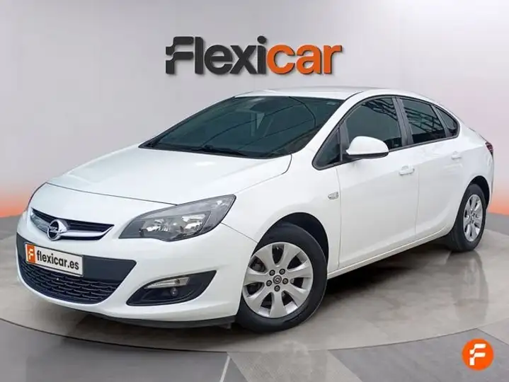 Opel Astra 2017, foto 3
