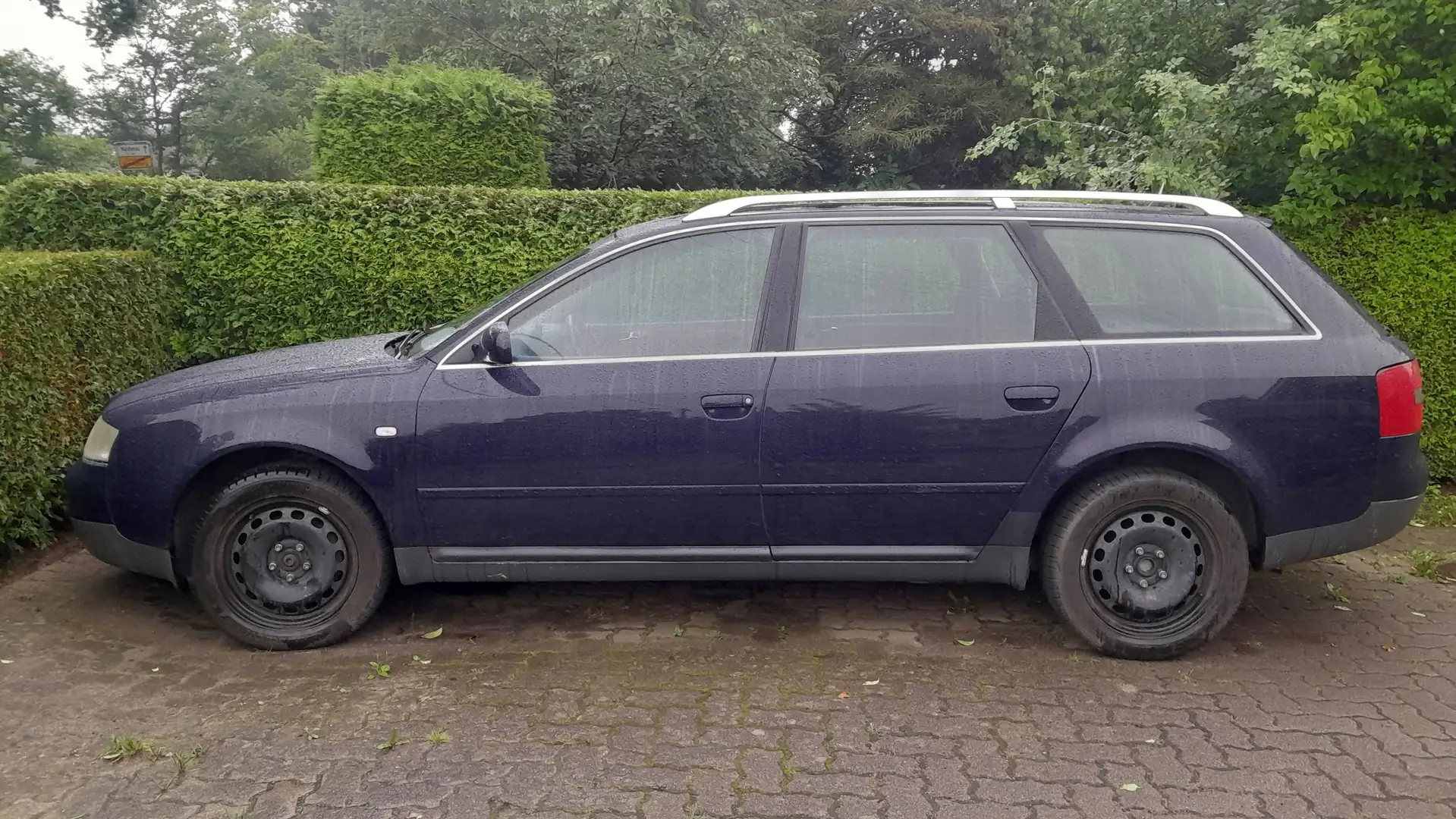 Audi A6 A6 Avant 2.4 Blau - 1