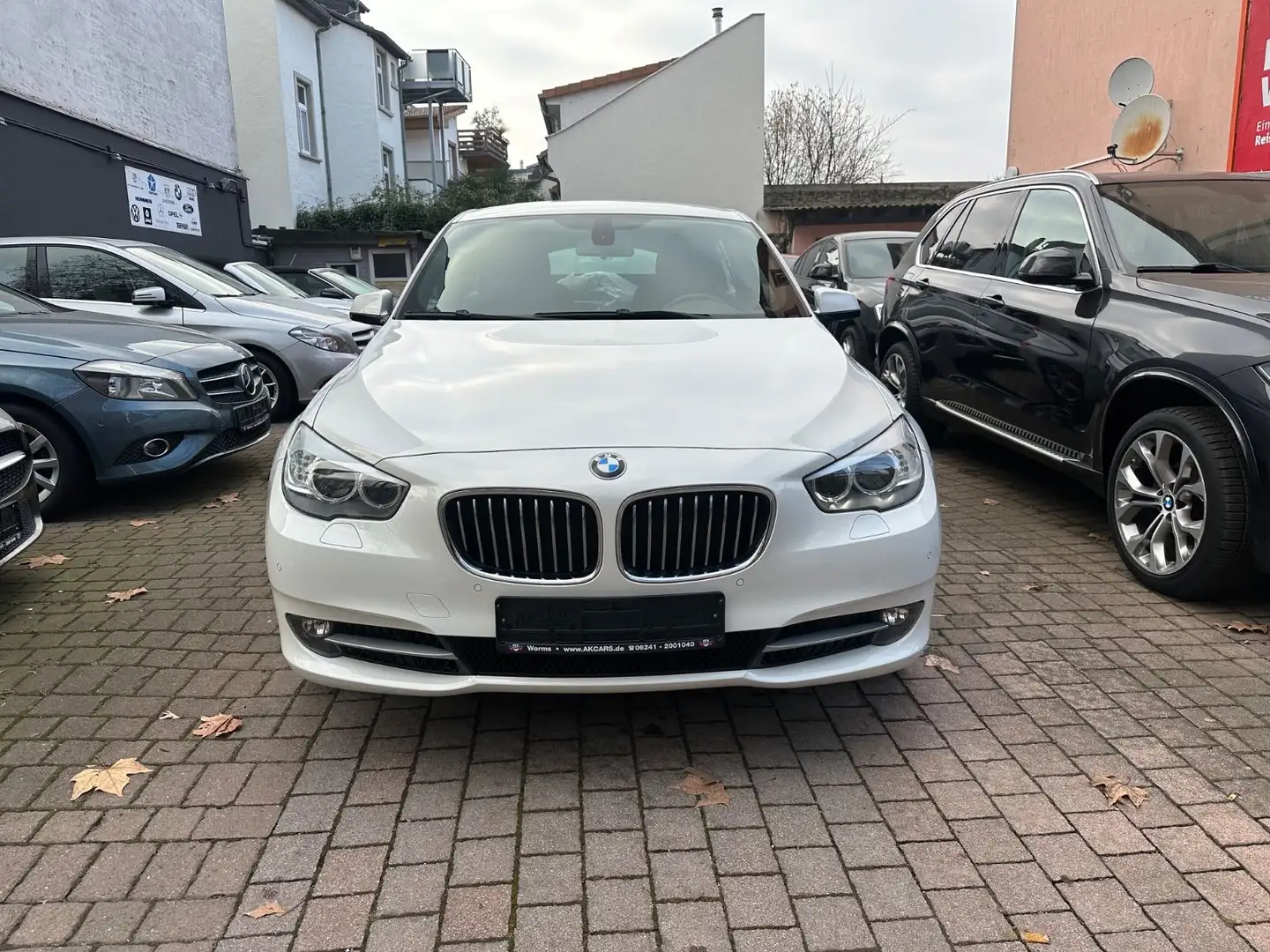 BMW 530 530 GT 2.Hand/Scheckheftgepflegt! Weiß - 2