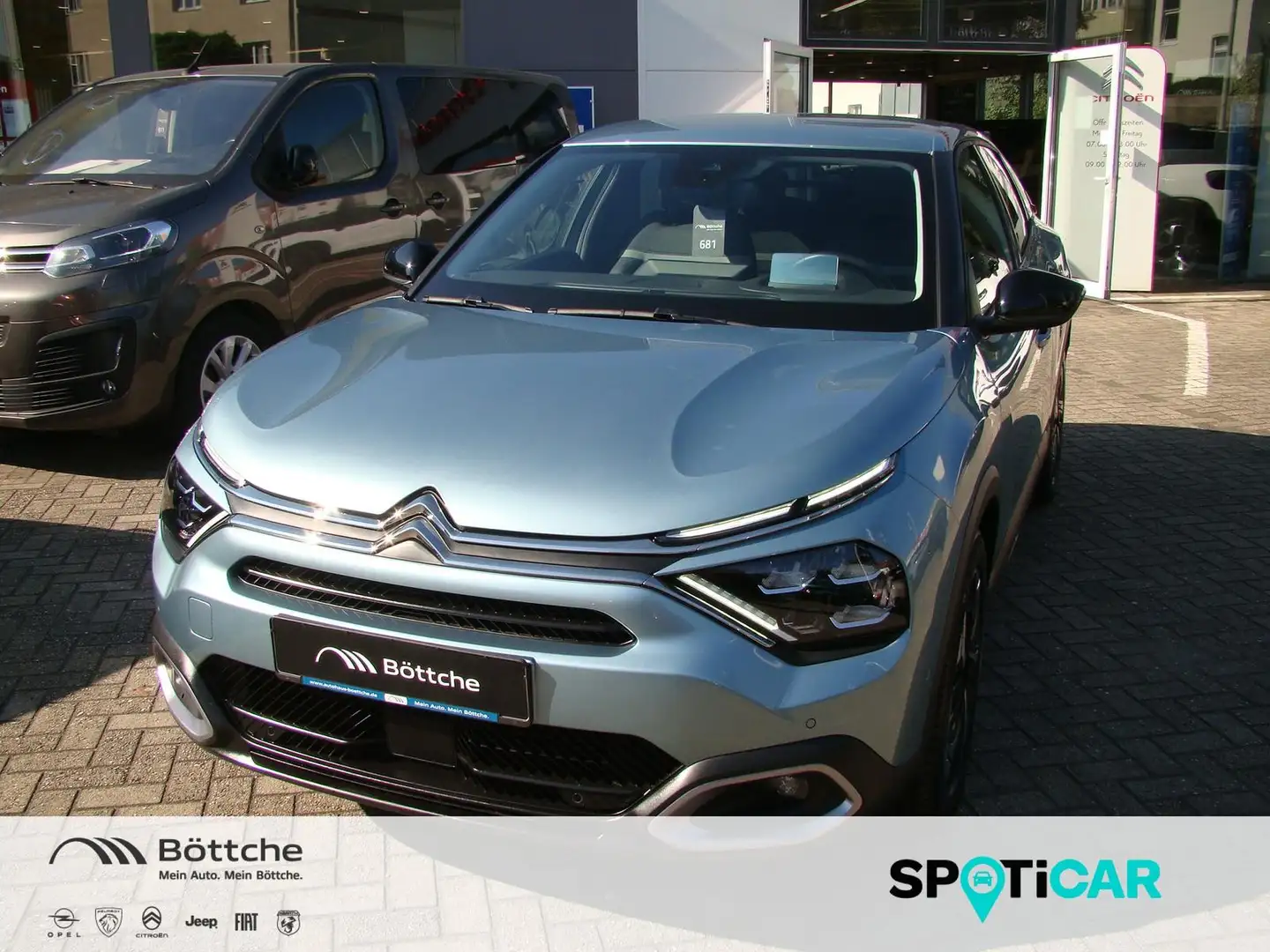 Citroen C4 1.2 12V e-THP / PureTech Blau - 1