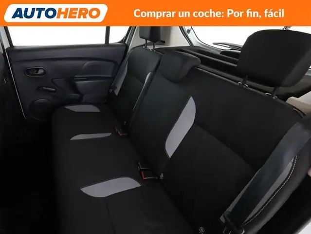 Dacia Sandero view 15