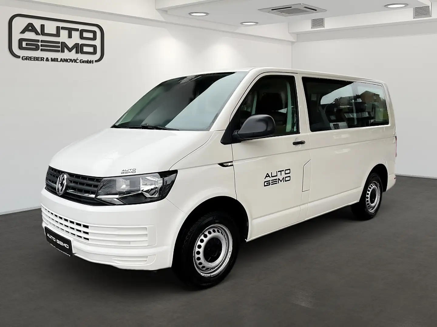 Volkswagen T6 Kombi 9 Sitzer KR 2,0 TDI BMT Bianco - 1