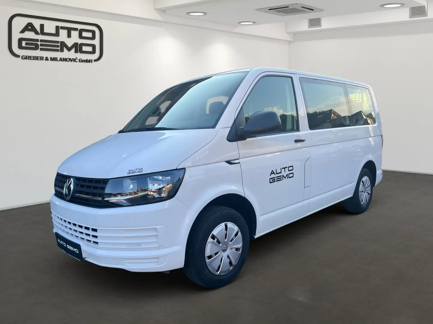Volkswagen T6 Kombi 9 Sitzer KR 2,0 TDI BMT Blanc - 1