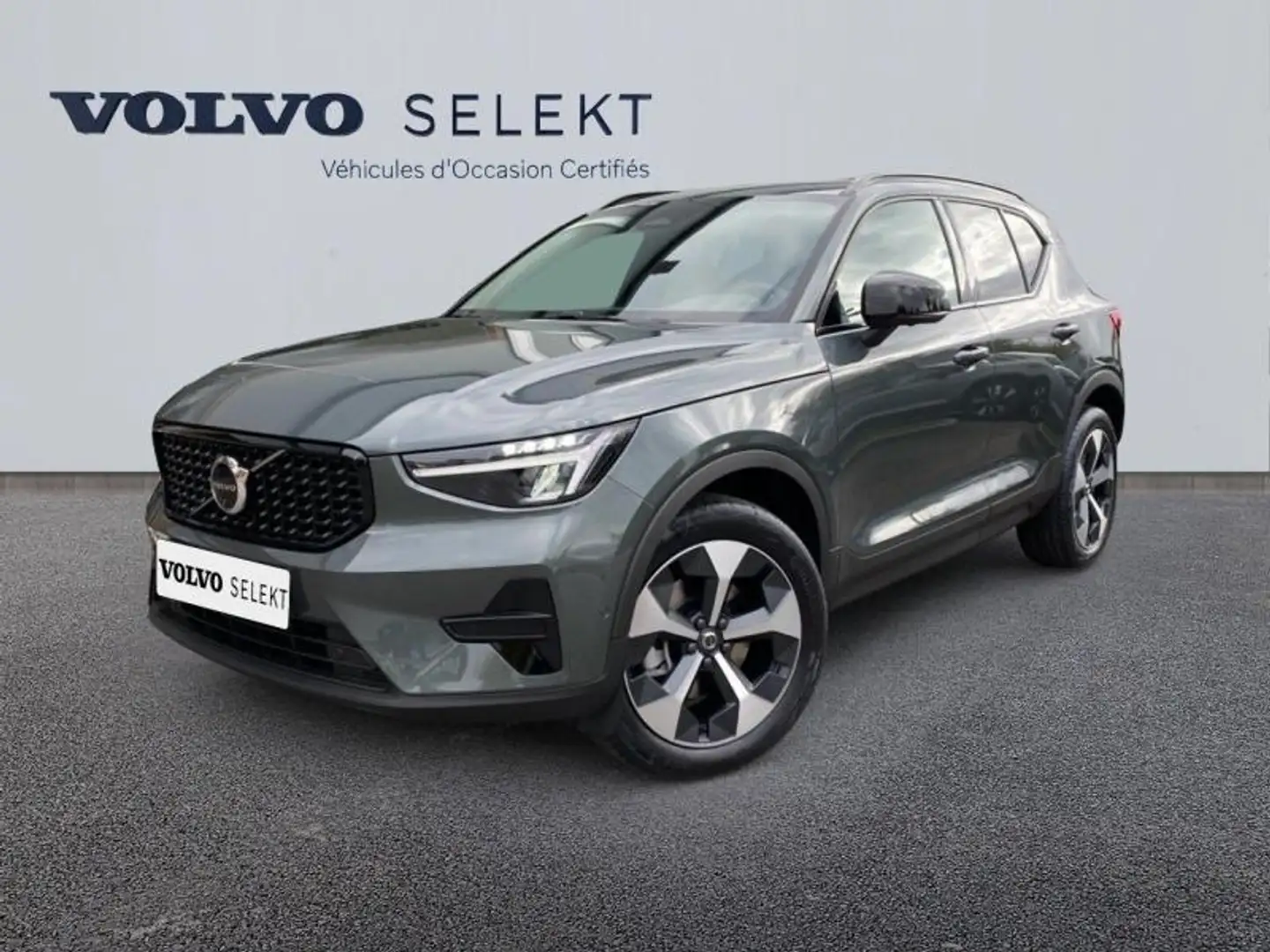 Volvo XC40 B3 163ch Ultra DCT 7 Vert - 1