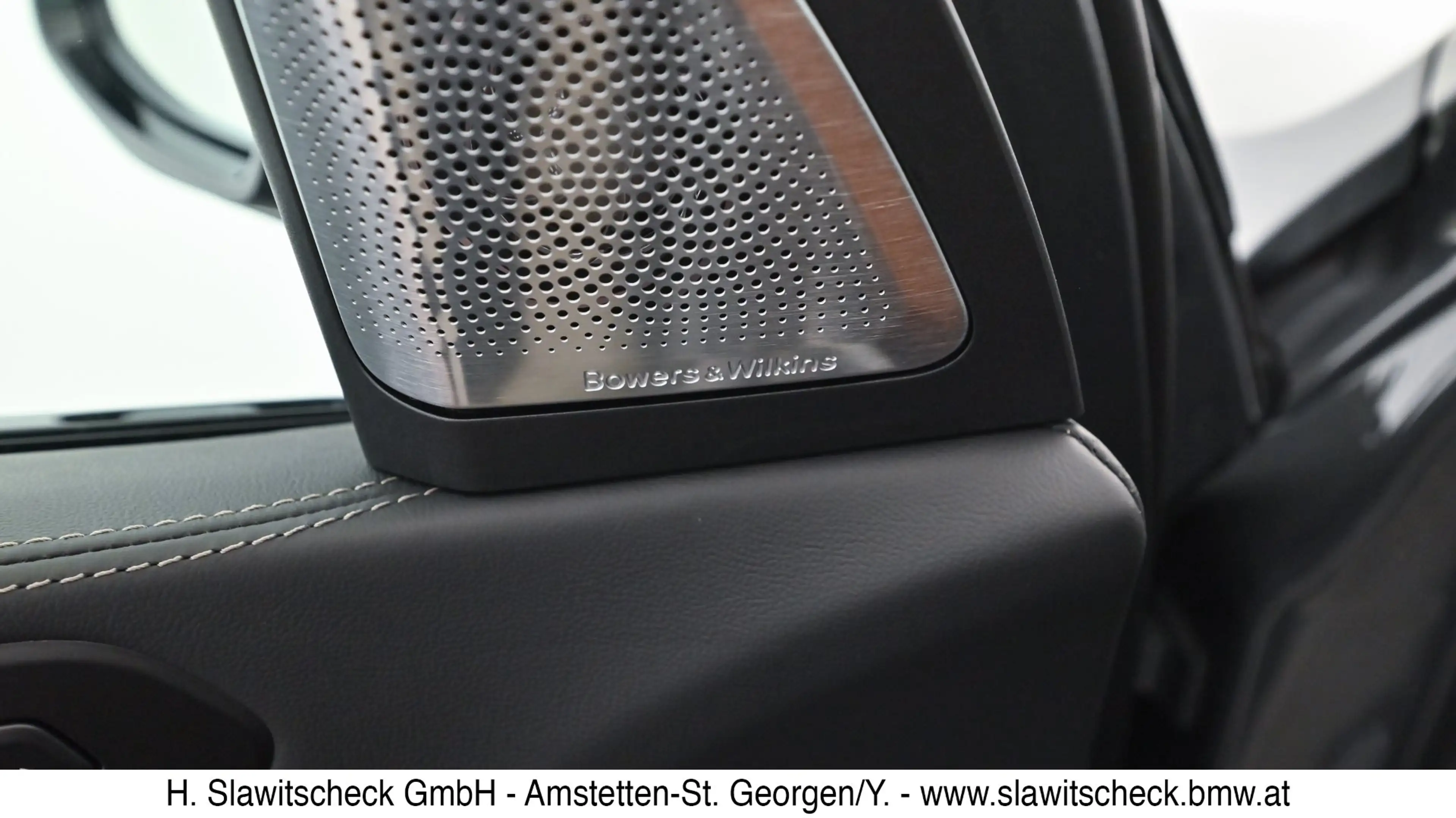 BMW X7 xDrive40d G07 — photo 12