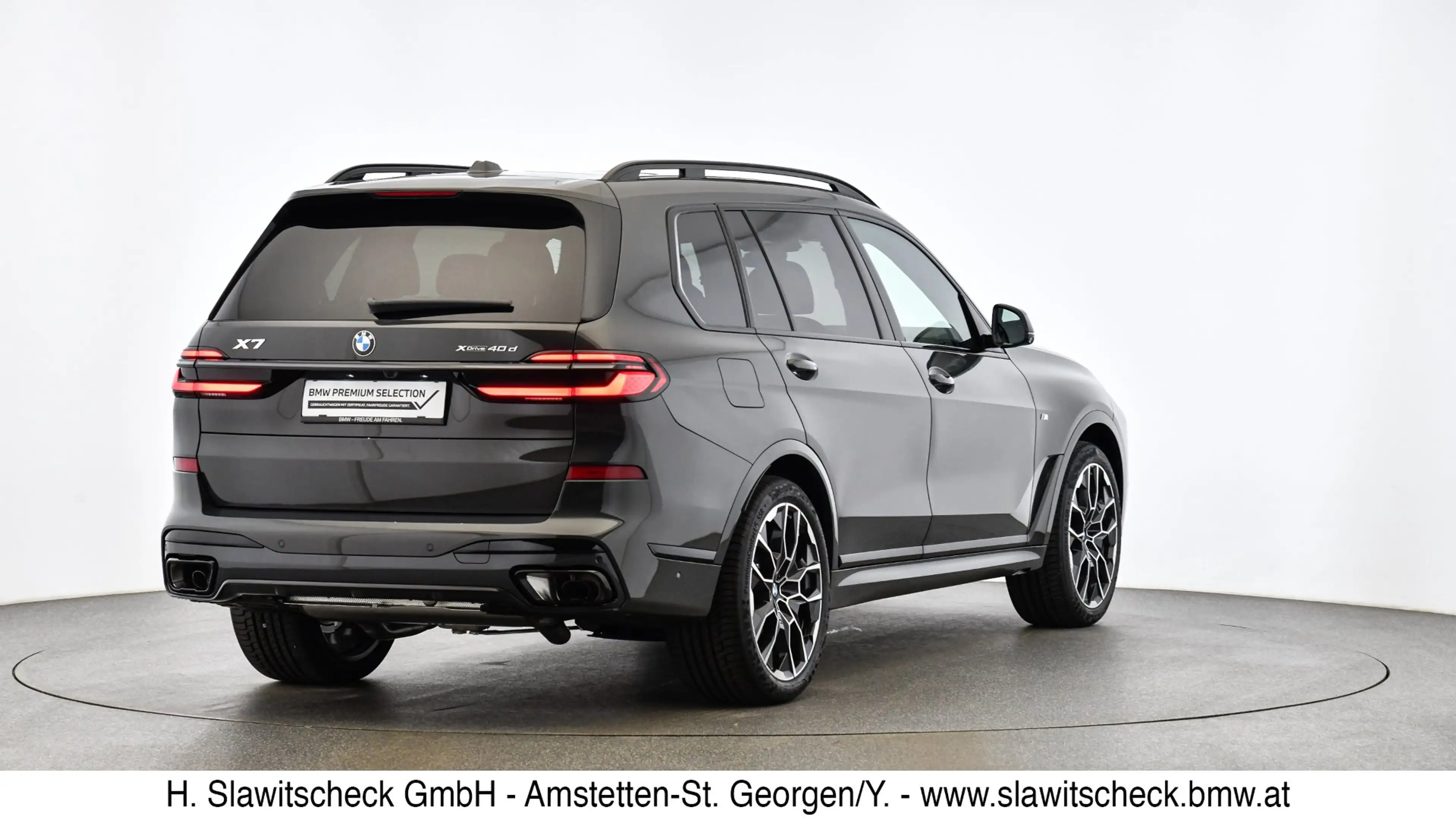 BMW X7 xDrive40d G07 — photo 3