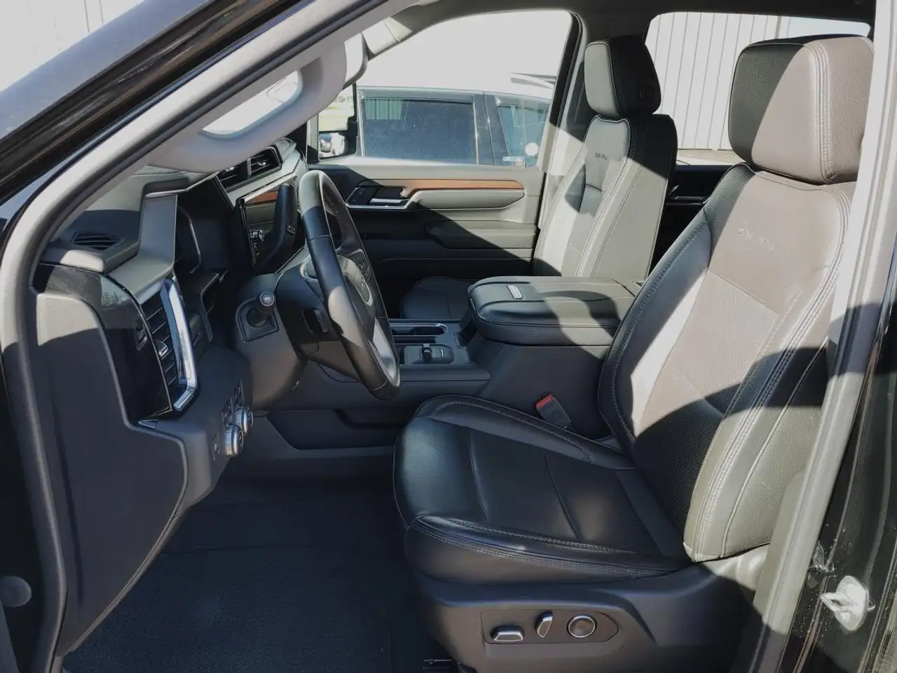 GMC Sierra 3500 снимка GMC Sierra 3500