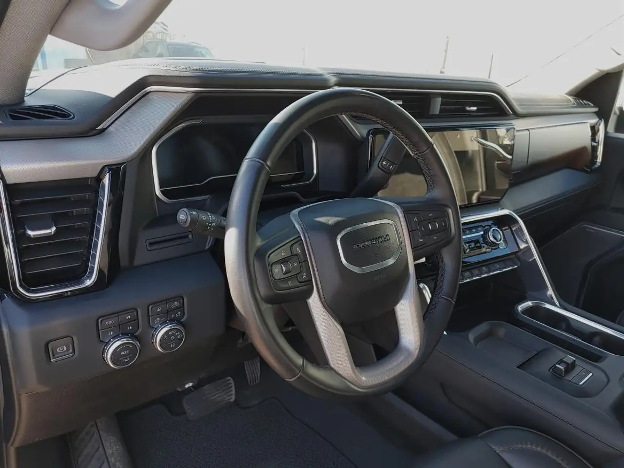 GMC Sierra 3500 снимка GMC Sierra 3500