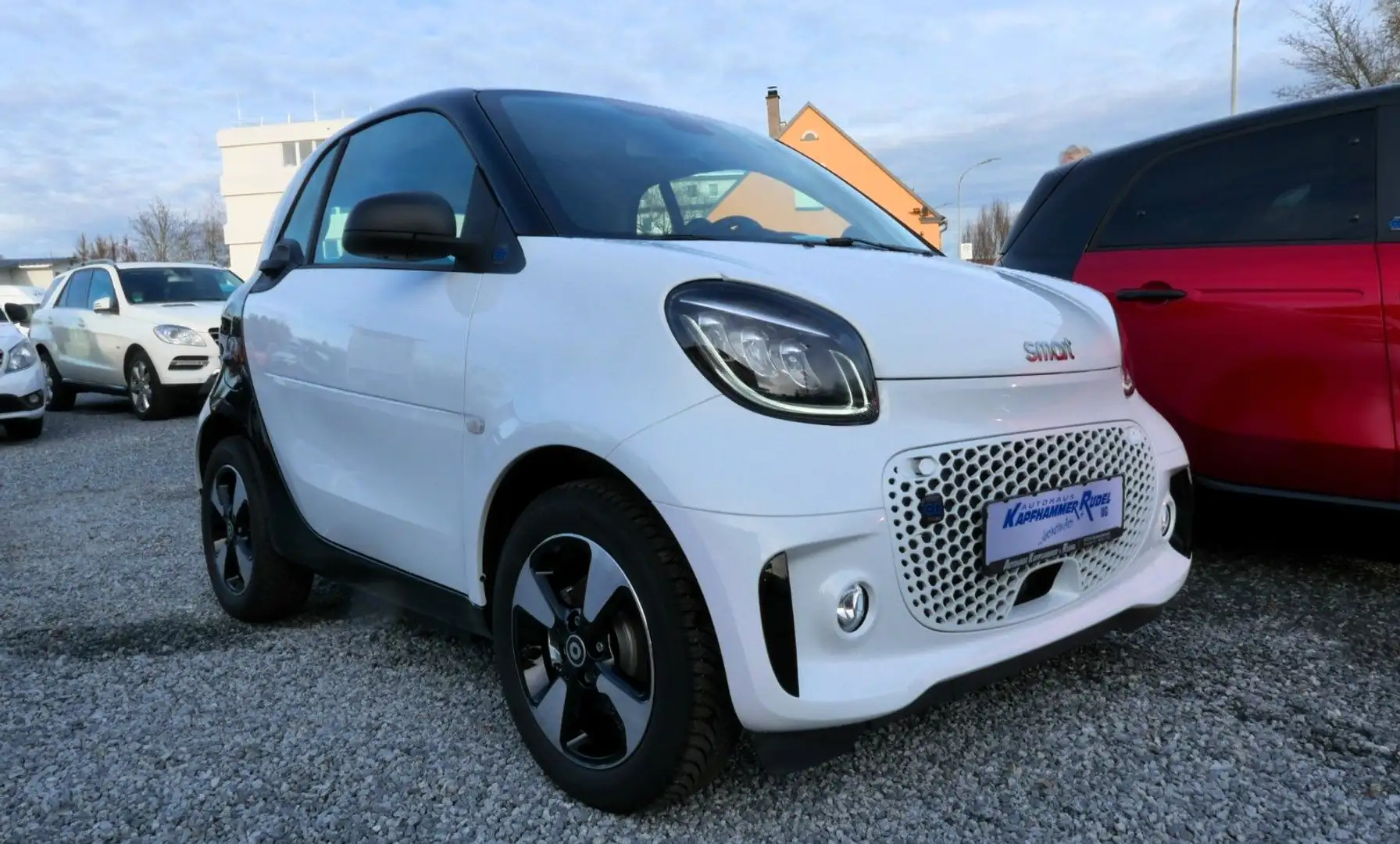 smart forTwo fortwo coupe EQ Passion Weiß - 1