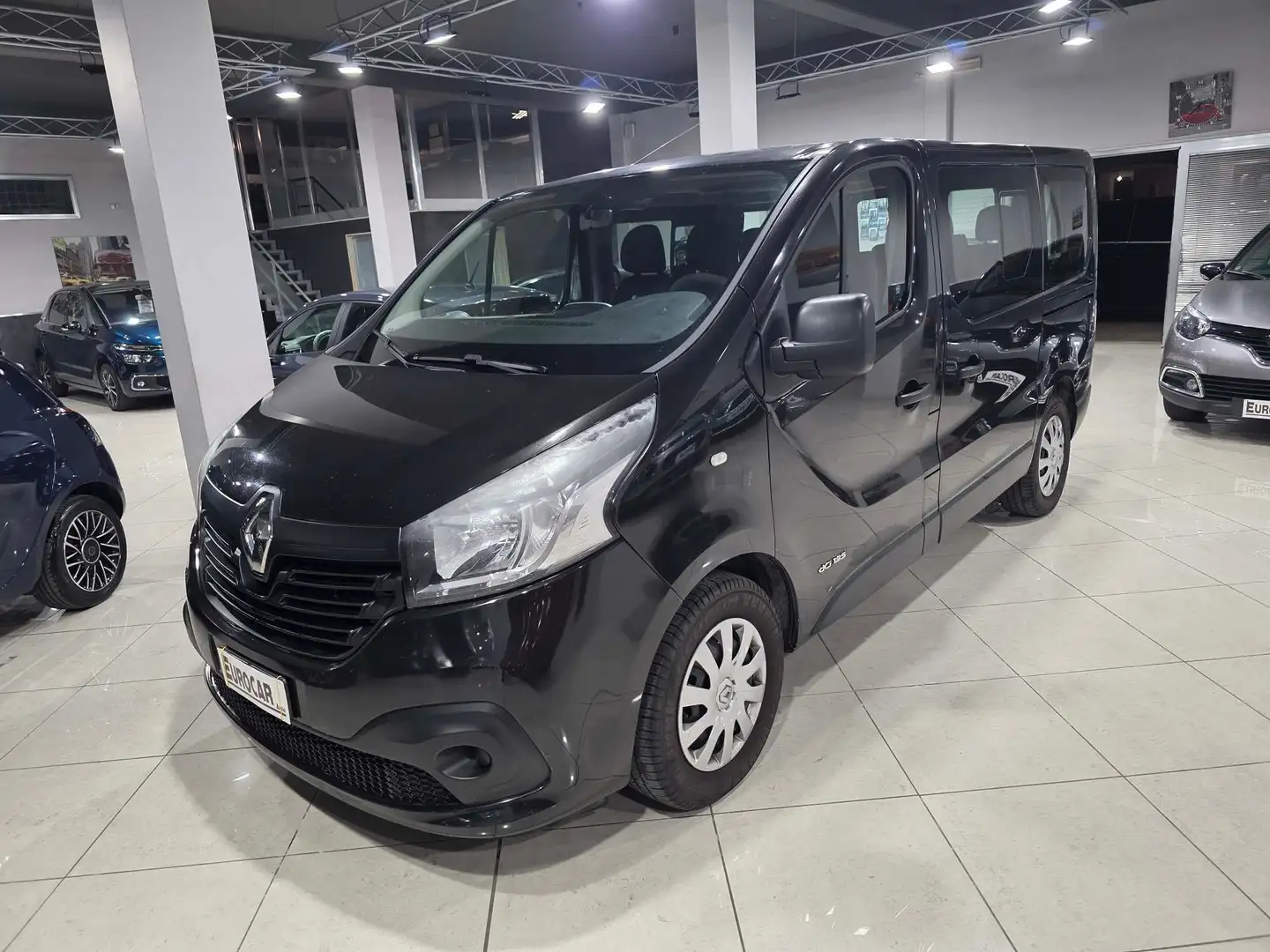 Renault Trafic 1.6 DCi 125cv 9 posti Nero - 1