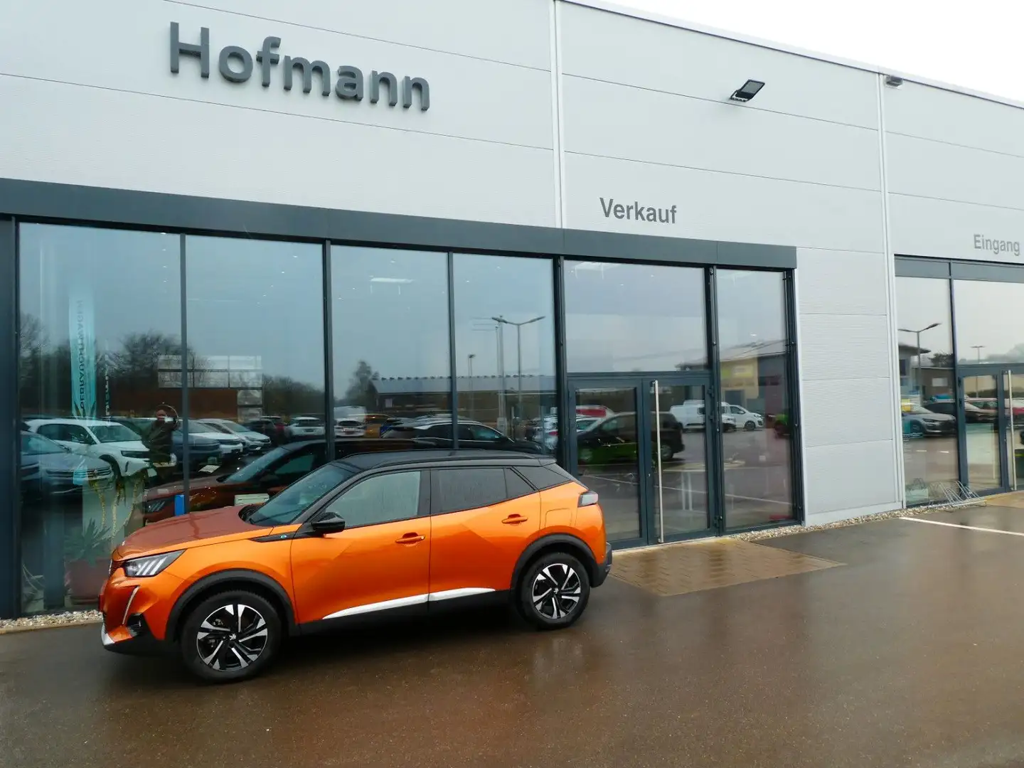 Peugeot 2008 e- GT, Klima, Kamera, Navi, PDC, SHZ Orange - 1