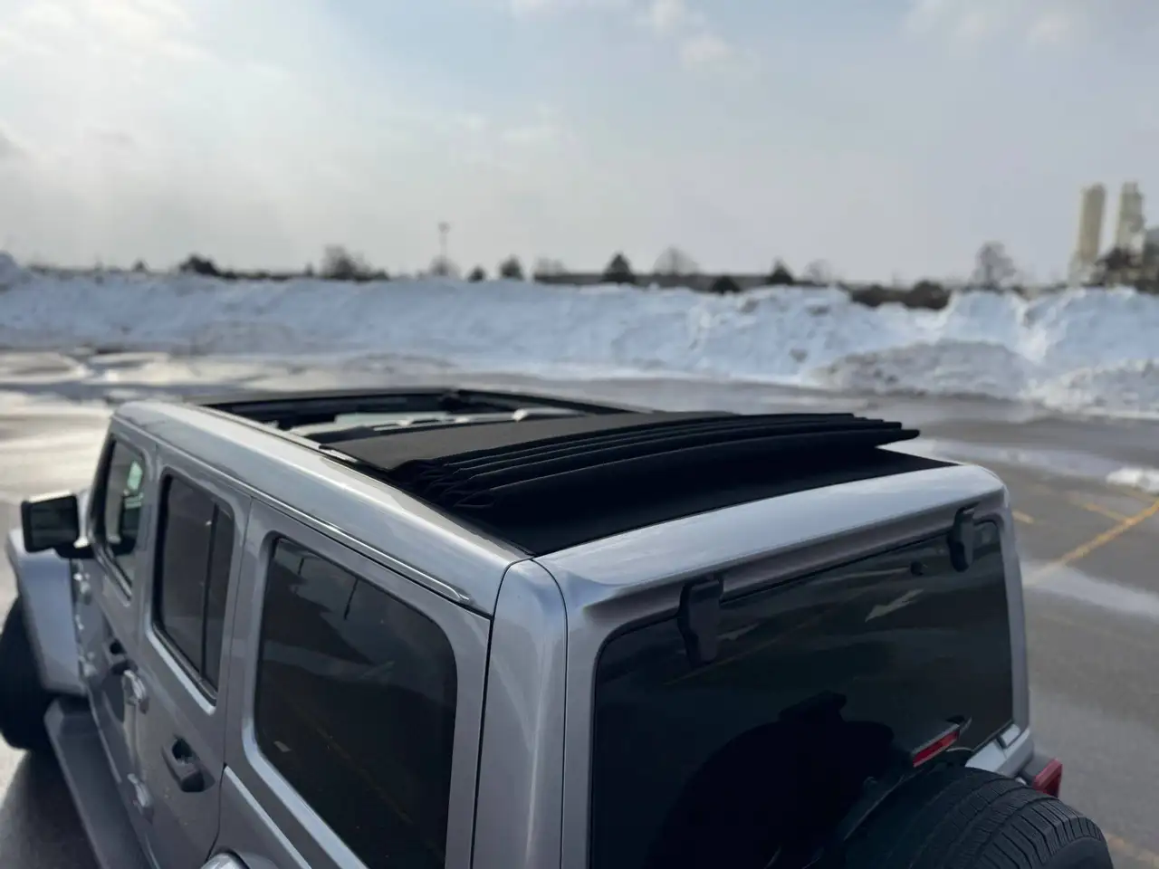 Jeep Wrangler снимка Jeep Wrangler