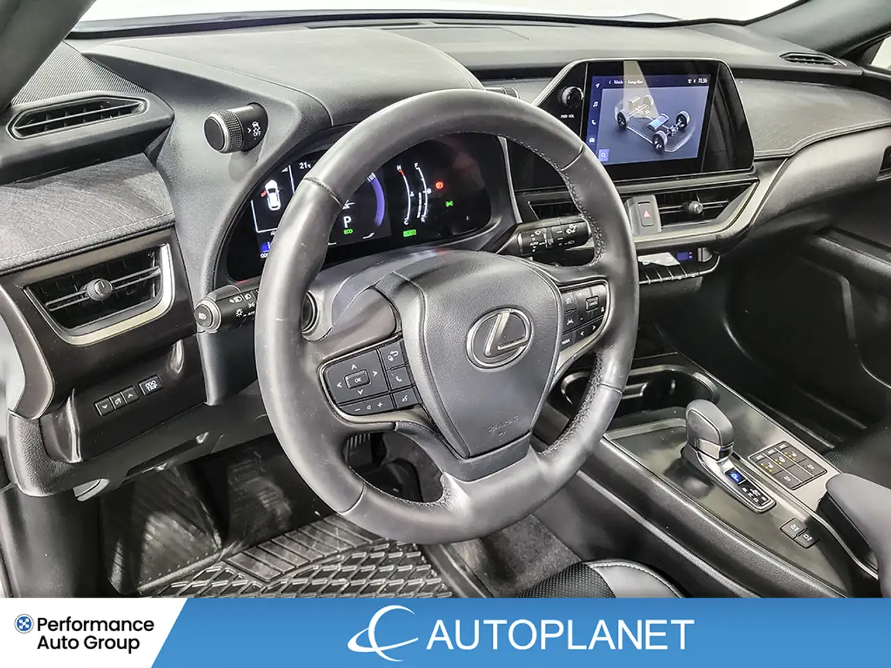 Lexus UX снимка Lexus UX