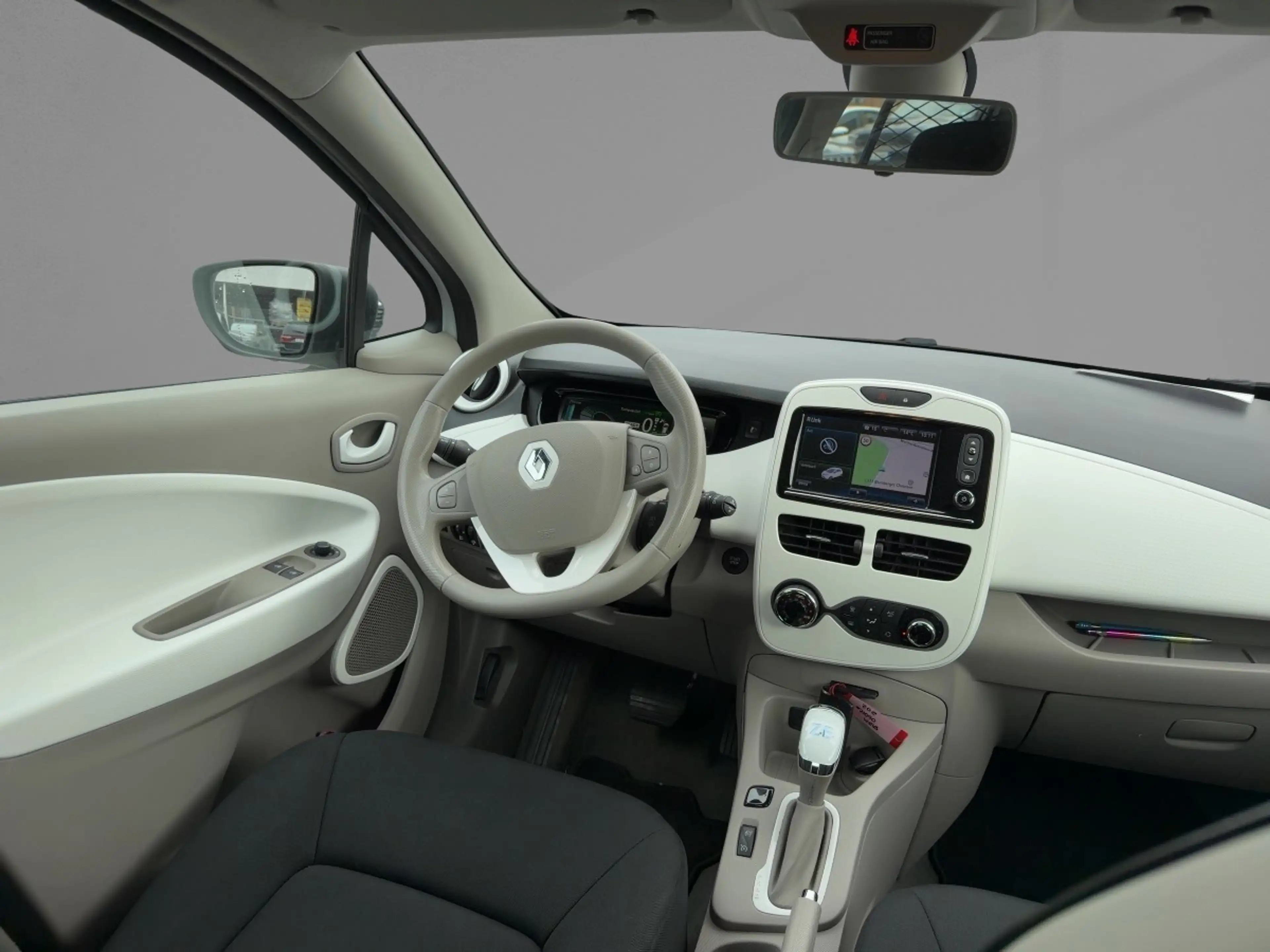Renault ZOE Cargo — photo 8
