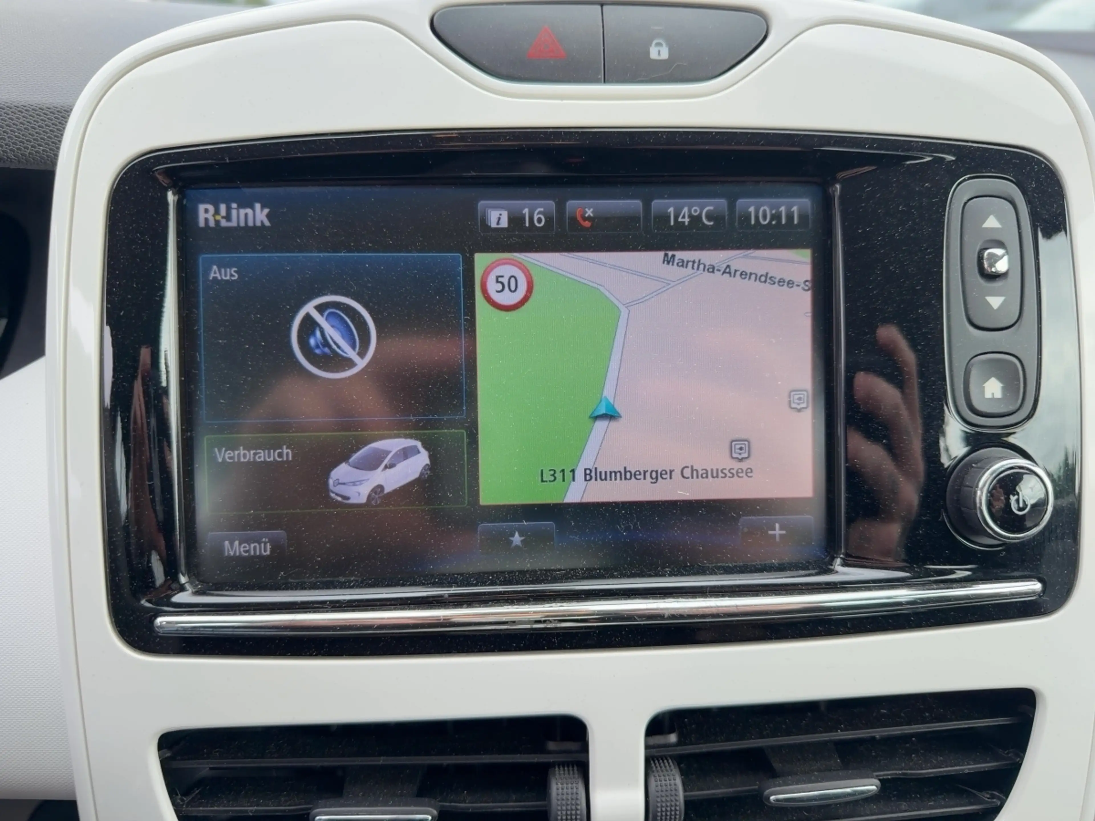 Renault ZOE Cargo — photo 10
