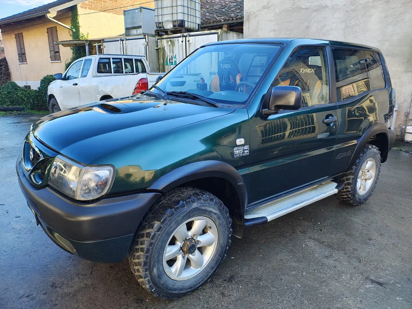 Nissan Terrano Terrano 3p 2.7 tdi Comfort commercial Verde - 1