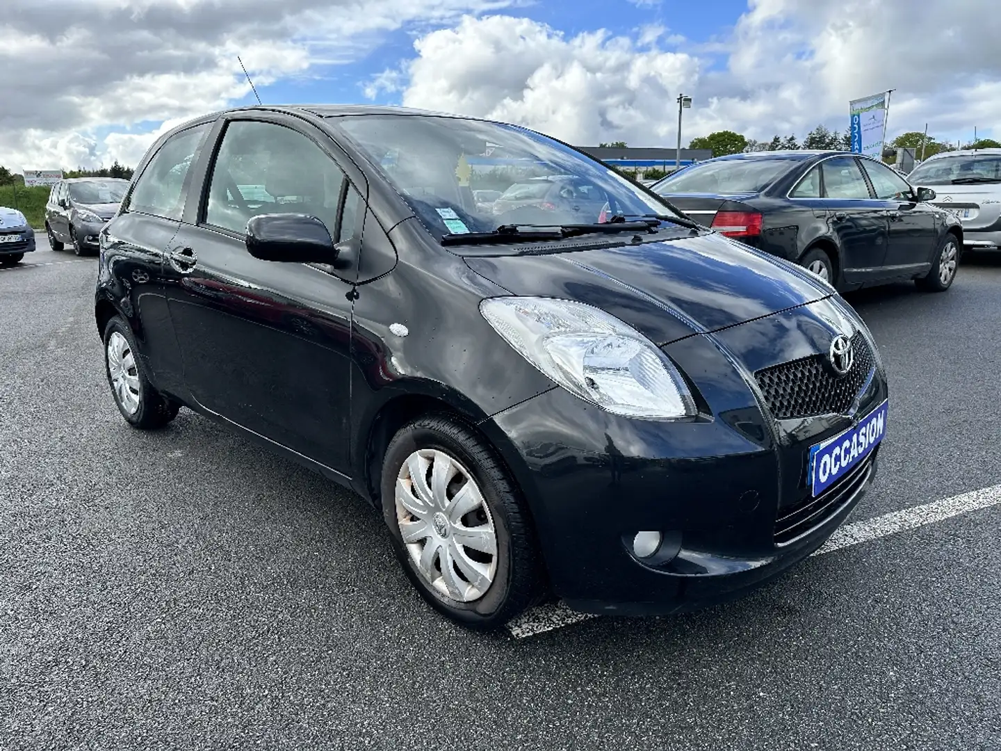 Toyota Yaris 1.3   VVT-i - 1