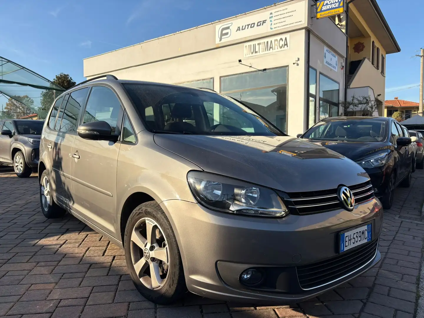 Volkswagen Touran 7 posti Grau - 1