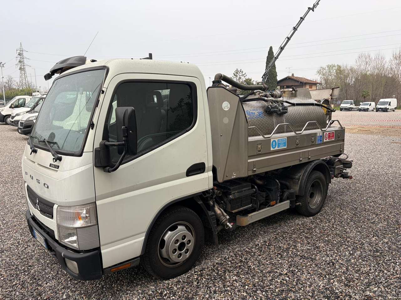Mitsubishi Canter 3S15 SPURGO POZZI NERI