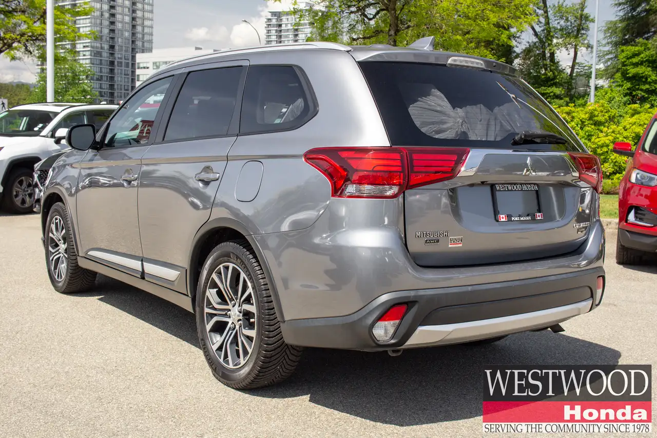 Mitsubishi Outlander снимка Mitsubishi Outlander