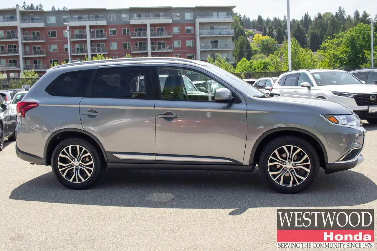 Mitsubishi Outlander снимка Mitsubishi Outlander