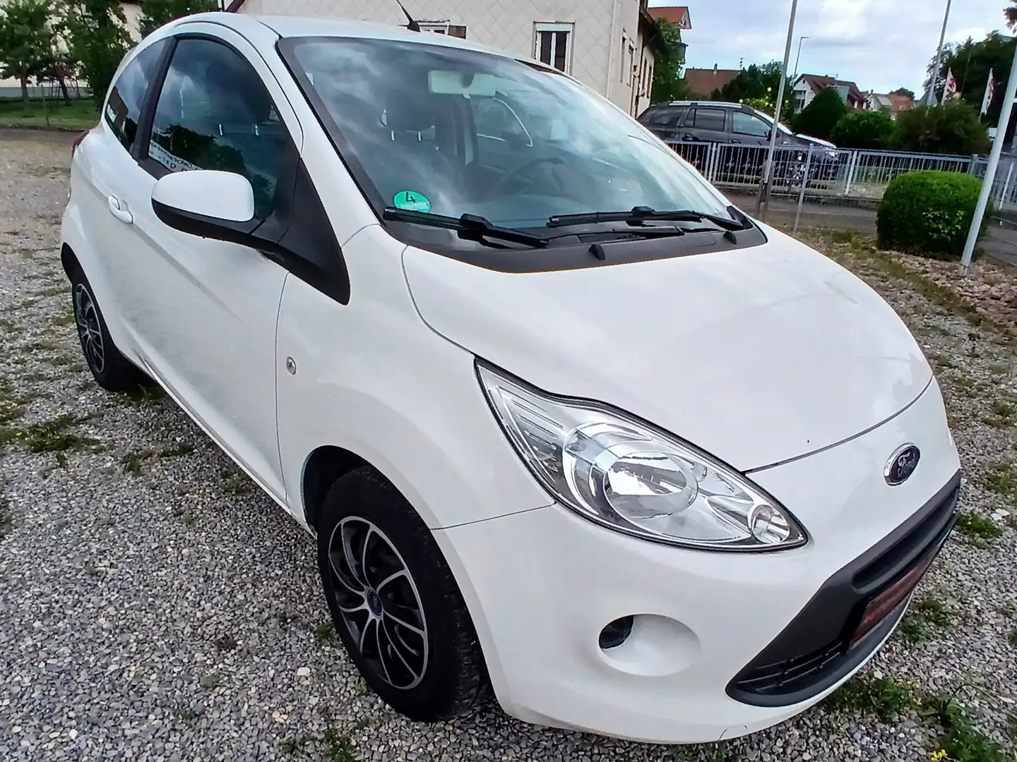 Ford Ka/Ka+ Ka Ka 1.2 Cool Top gepflegt mit Klimaanlage Weiß - 1