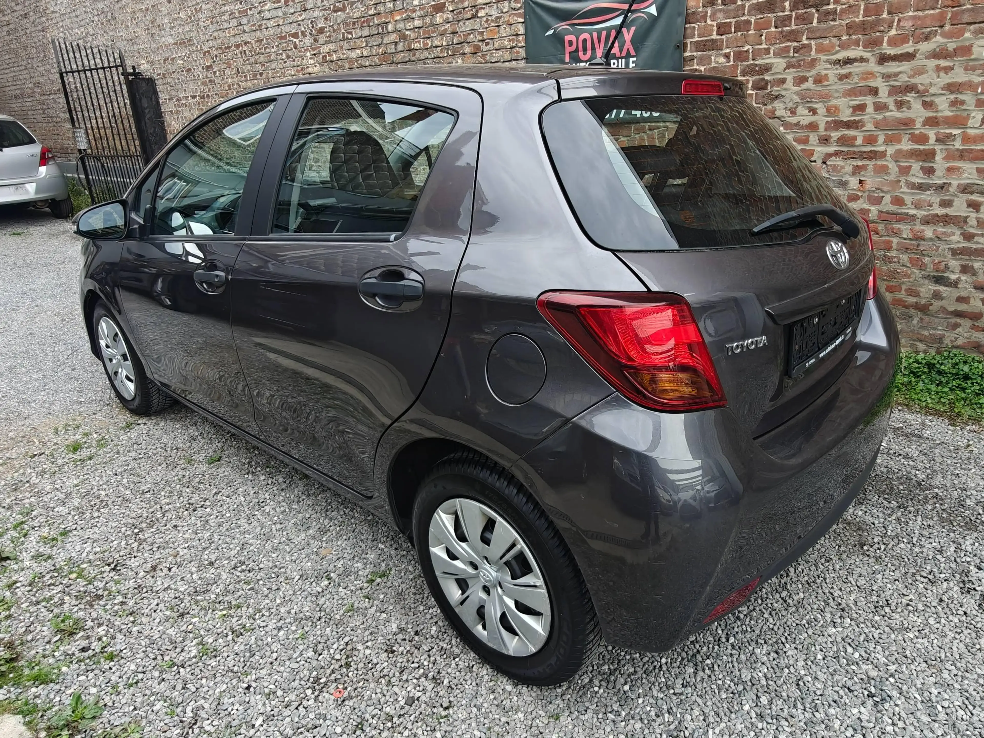 Toyota Yaris Yaris 1.0i climatisé 54000 km — photo 3