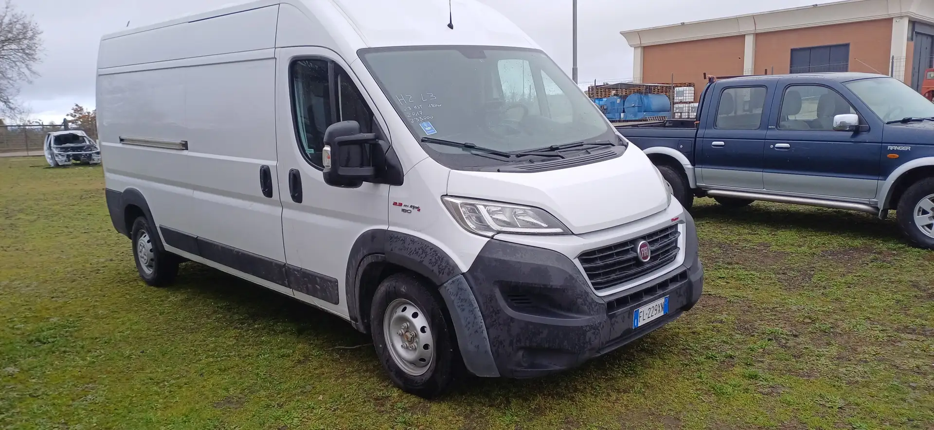Fiat Ducato 2.3 diesel Bianco - 2